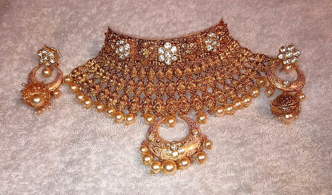 Laalima Antique Ruby Choker