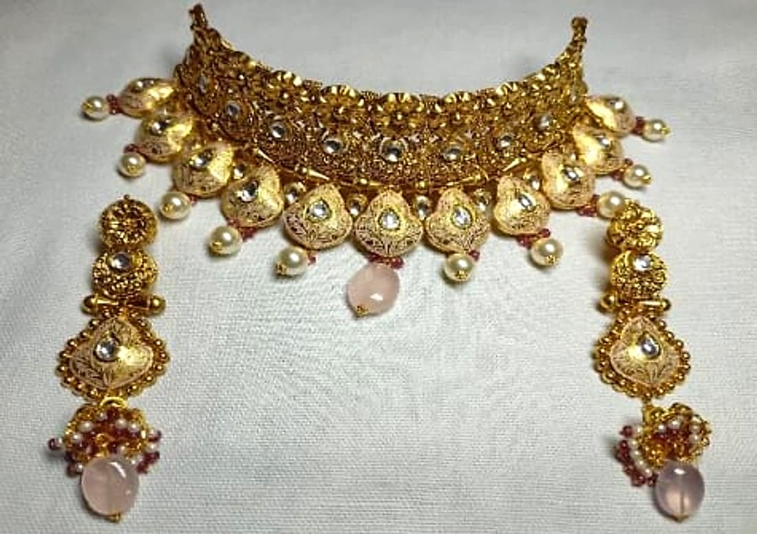 Zarina Antique Gold Choker
